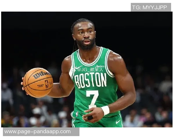 杰伦布朗直言AI泛滥发际线粉蹭对手引发热议 杰伦布朗直言AI泛滥发际线粉蹭对手引发热议