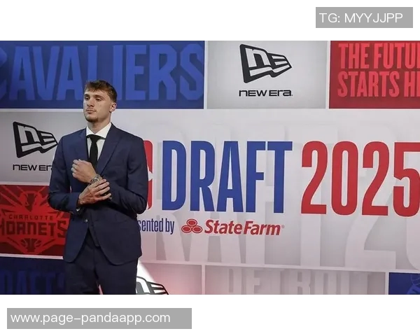 基德谈年轻球员弗拉格的成长之路与未来潜力分析